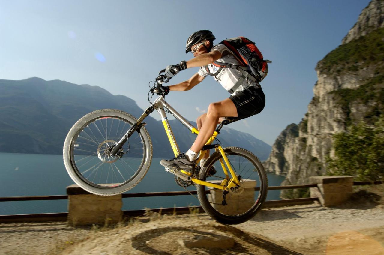 Villa Torbole Torbole Sul Garda Ngoại thất bức ảnh